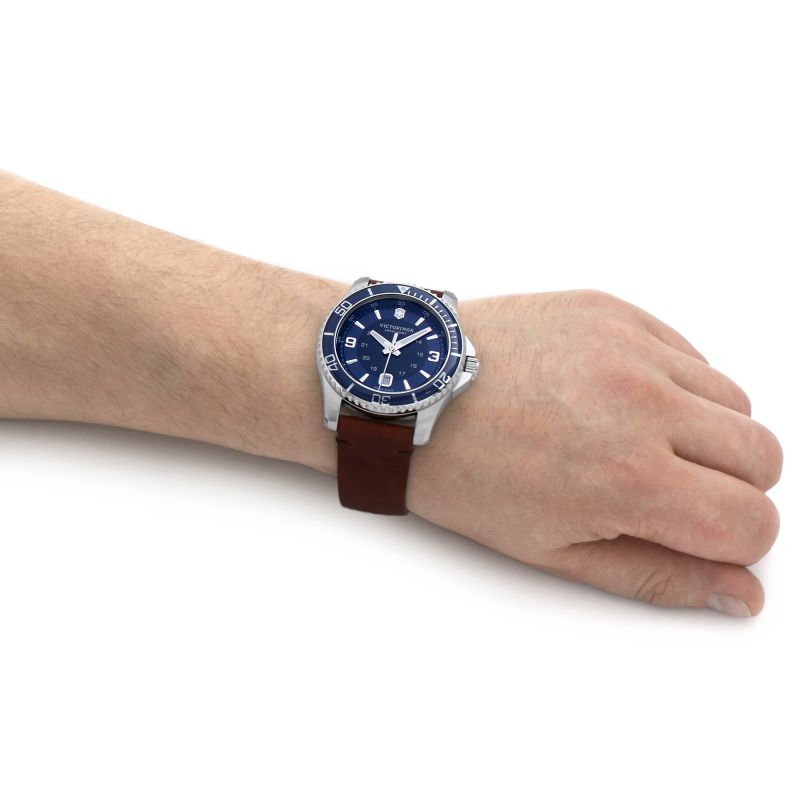 Victorinox Swiss Army 241863 Maverick Blue Dial Brown Leather Strap Men's Watch - mzwatcheslk srilanka