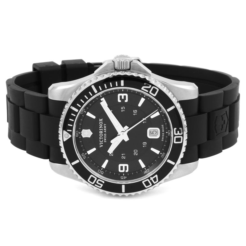 Victorinox Swiss Army 241698 Maverick Black Dial Rubber Strap
