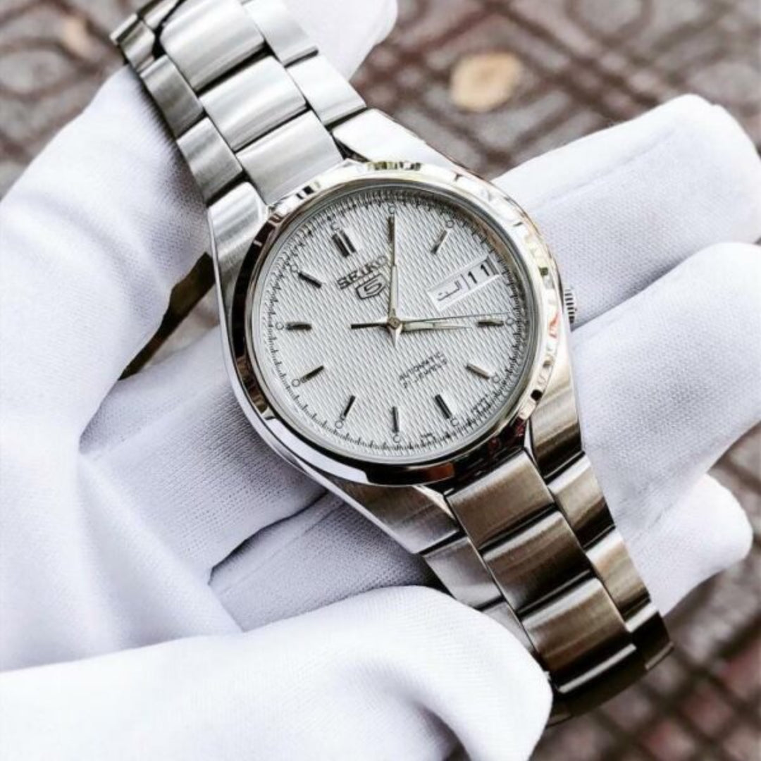 Seiko 5  SNK601K1 White Dial Automatic 21 Jewels Men's Watch