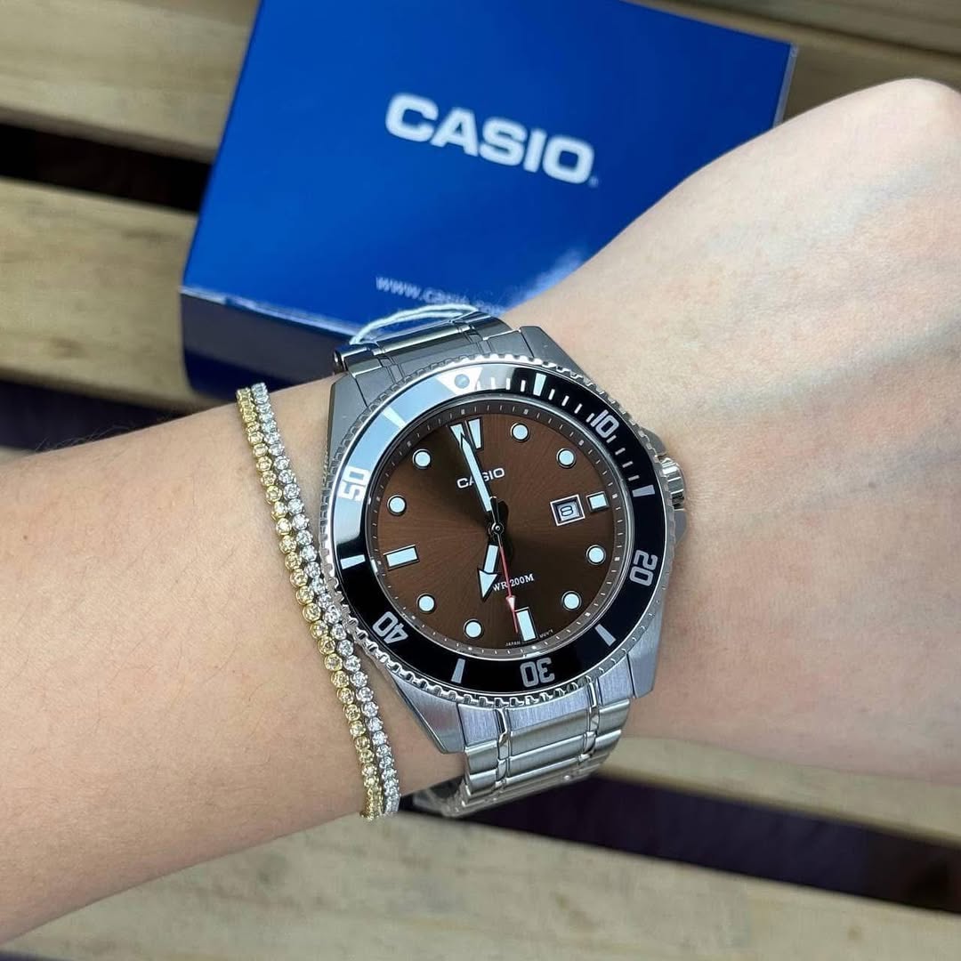 Casio Standard Duro Diver ‘New’ MDV-107D-5AV Analogue Quartz Stainless Steel Strap ‘Chocolate Brown’ Dial Men's Watch