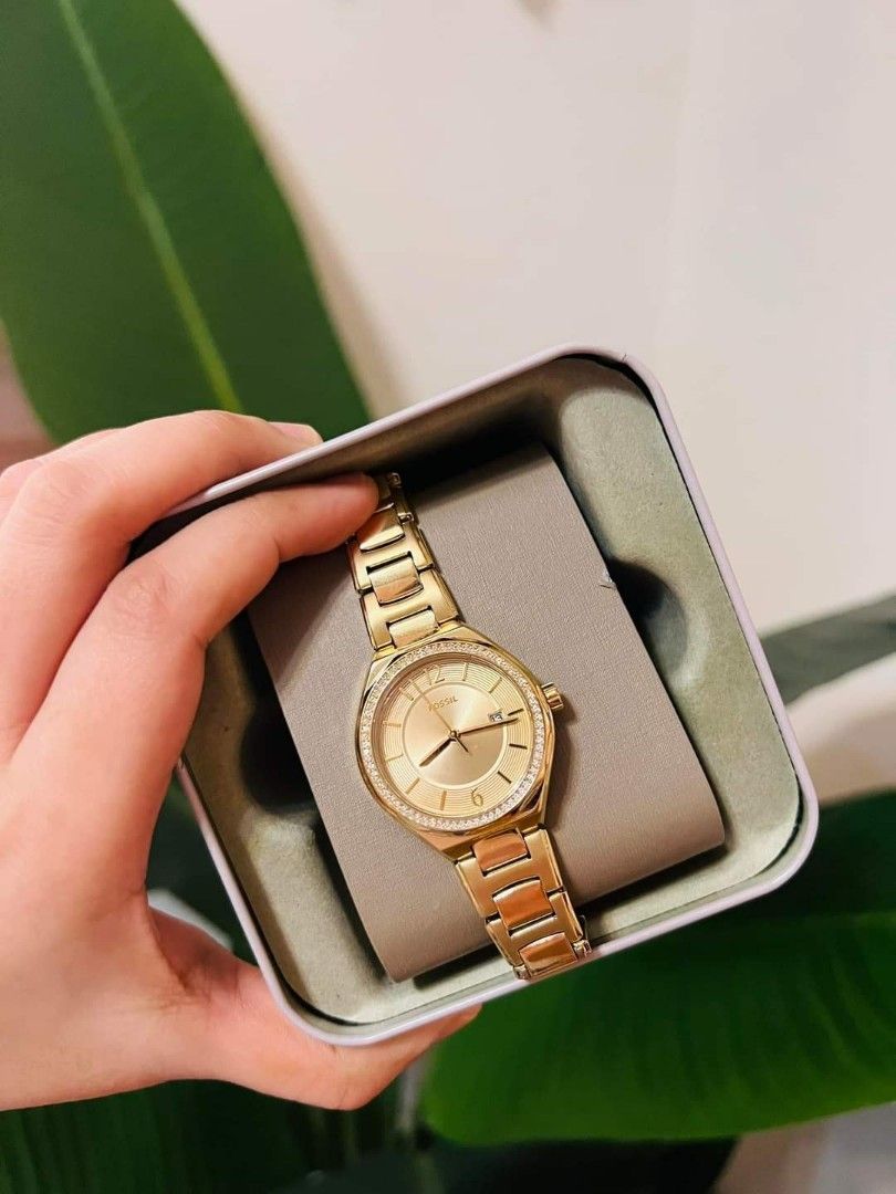 Fossil Eevie BQ3801 Three-Hand Date Gold Tone Stainless Steel Women’s Watch