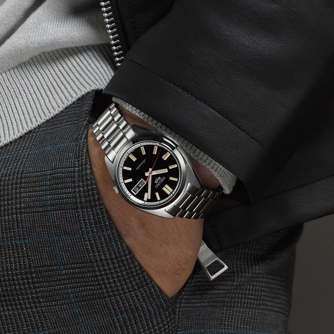 Seiko 5 Sports SRPK89K1 SNXS Deep Black Wash' Classic Sports - Eng