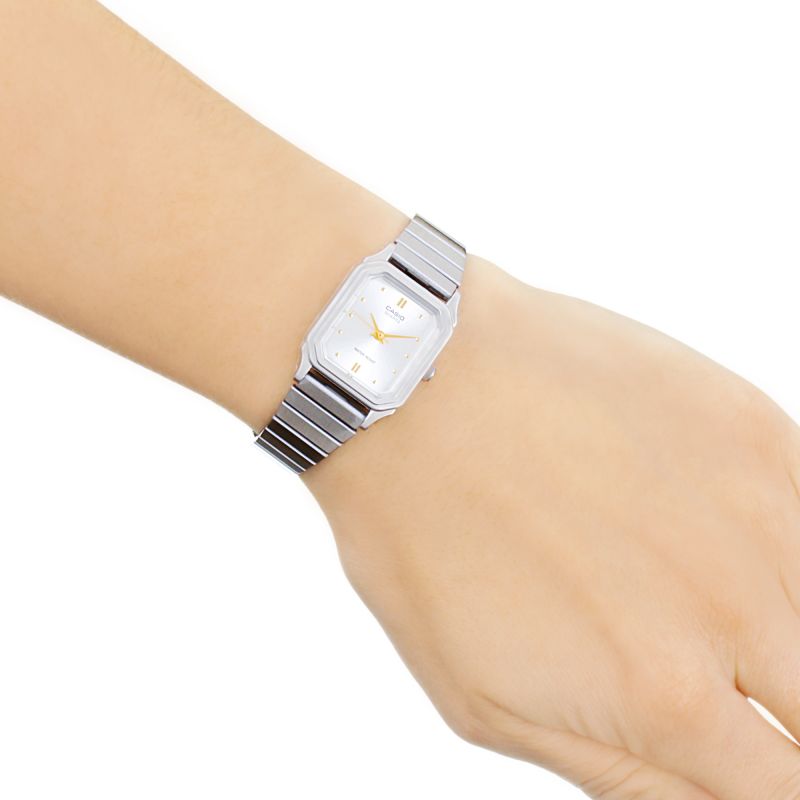 Casio LQ-400D-7AEF Silver Dial Stainless Steel Bracelet Women’s Watch