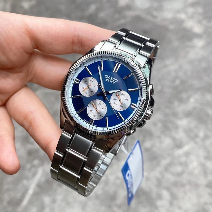 Casio MTP Series Analogue MTP-1375D-2A1VDF Quartz Multi-function (38.5mm) Blue Sunray Dial / Stainless Steel Bracelet