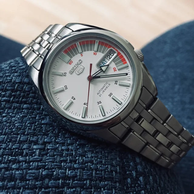 Seiko 5 Automatic SNK369 SNK369K1 SNK369K Speed Racer White Dial Men's Watch