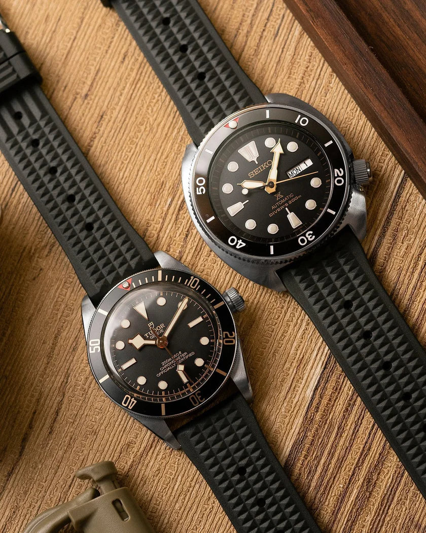 Premium Grade Fluoro Vulcanized Waffle Type Watch Rubber Strap 18mm,20mm & 22mm Quick Release FKM Diver’s Watch Replacement Strap