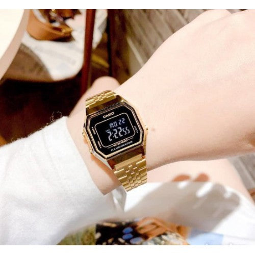 Casio Vintage Illuminator (28.6mm) Digital Dial / Stainless Steel LA680WGA-1BDF Women's Gold Watch
