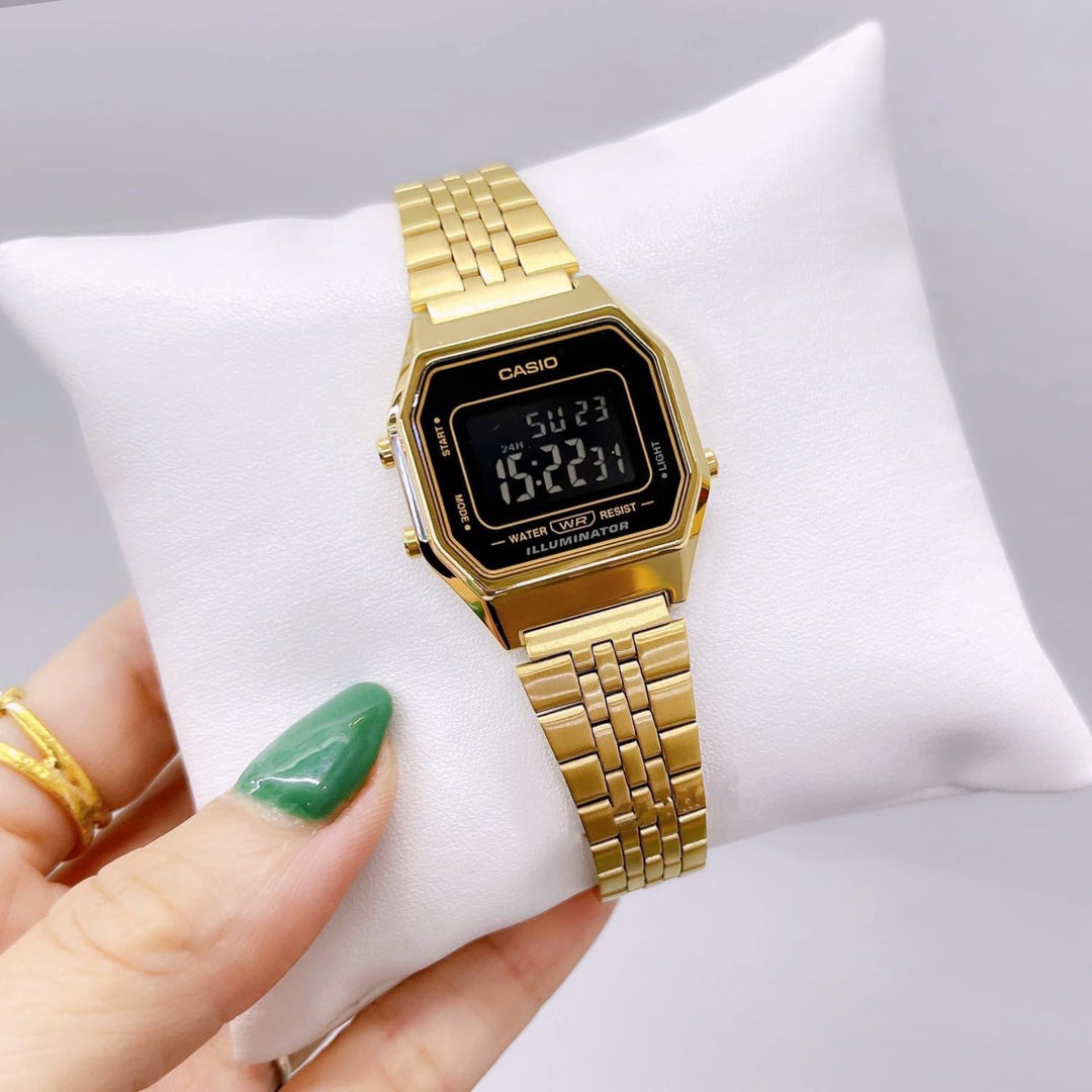 Casio Vintage Illuminator (28.6mm) Digital Dial / Stainless Steel LA680WGA-1BDF Women's Gold Watch