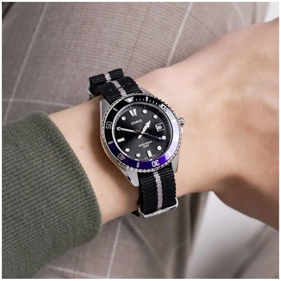 Casio MDV10C-1A2 Standard Analog Black Dial Quartz Mens Watch