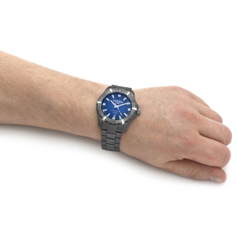 Roamer Deep Sea 200 Blue Dial Black PVD Steel Bracelet 860833 44 45 70 Men's Watch - mzwatcheslk srilanka