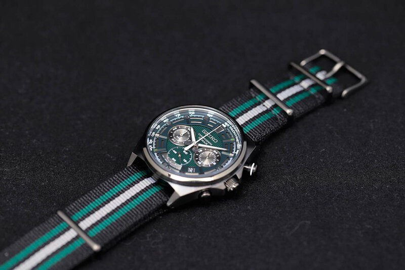 Seiko SSB411P1 Chronograph Green Dial Black and Green Strap Men's Watch - mzwatcheslk srilanka