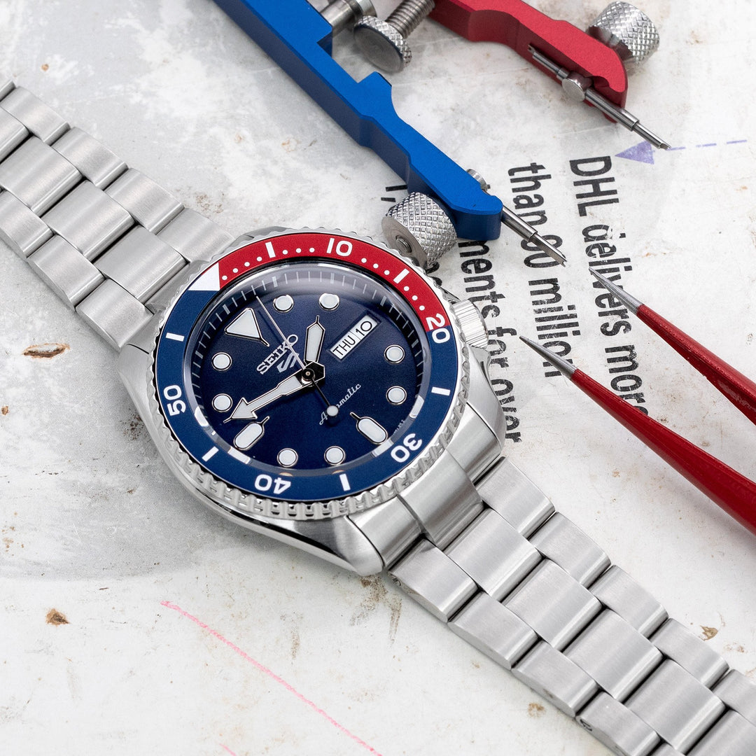 Seiko 5 Sport SRPD53K1 Automatic Pepsi Bezel Men's Watch - mzwatcheslk srilanka