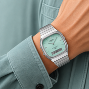 Casio Vintage AQ-240E-2A Dual-Display (35.8mm) Light Blue Sunray Dial / Stainless Steel Bracelet Unisex Watch
