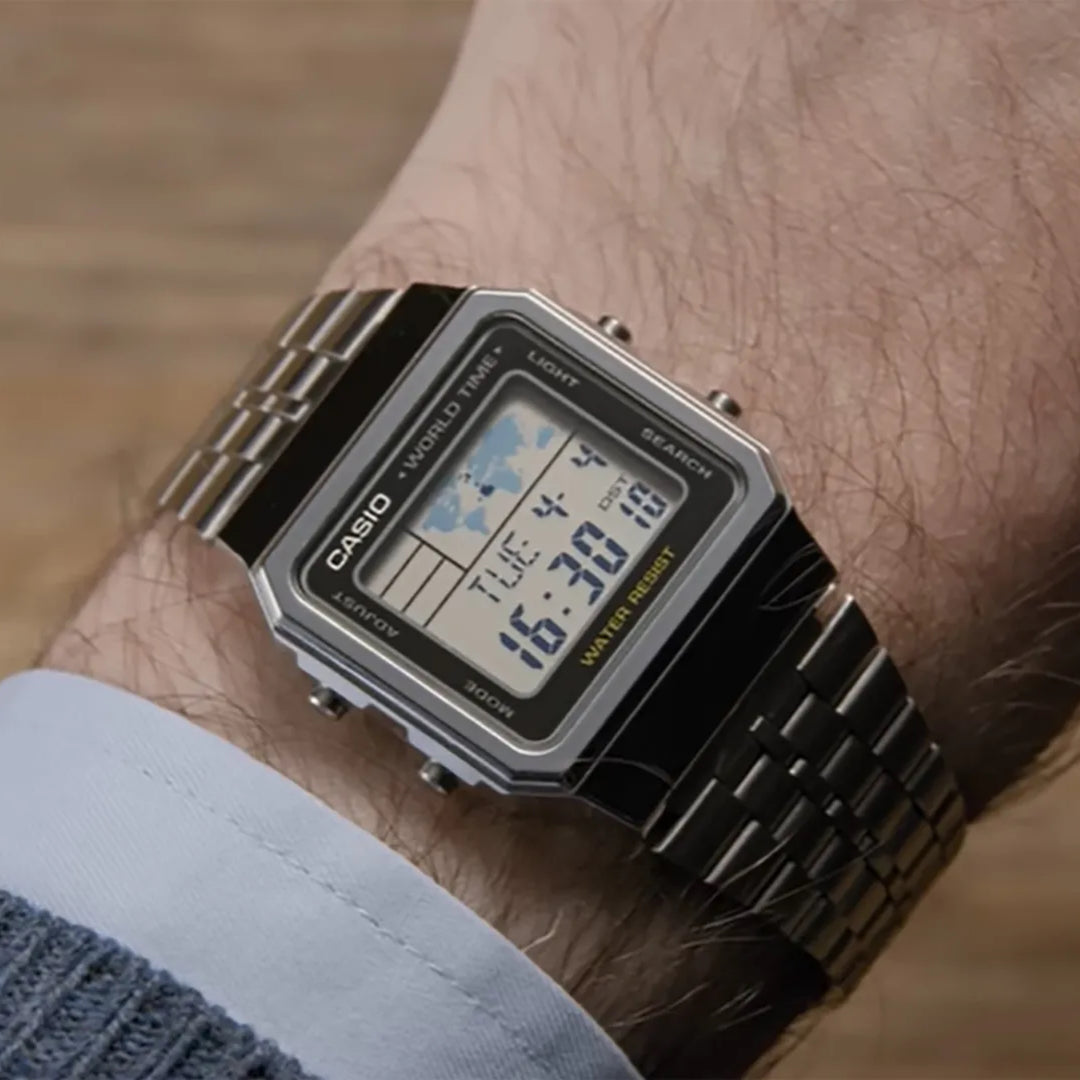 Casio Vintage A500WA-1
World Time (34mm) Digital Dial / Stainless Steel Bracelet Unisex Watch