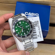 Casio Duro ‘New’ Diver MDV-107D-3A2VDF Analogue Quartz Stainless Steel Strap Green Dial Men's Watch