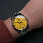 Casio Edifice ‘Europe Exclusive’ EFV-100D-9AVUEF (42mm) Yellow Dial / Stainless Steel Bracelet Mens Watch