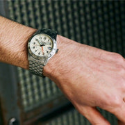 Seiko 5 Sports HDB002K1 Field GMT Automatic (39.4mm) Desert Sand Dial / Stainless Steel Bracelet e Dial Men's Watch