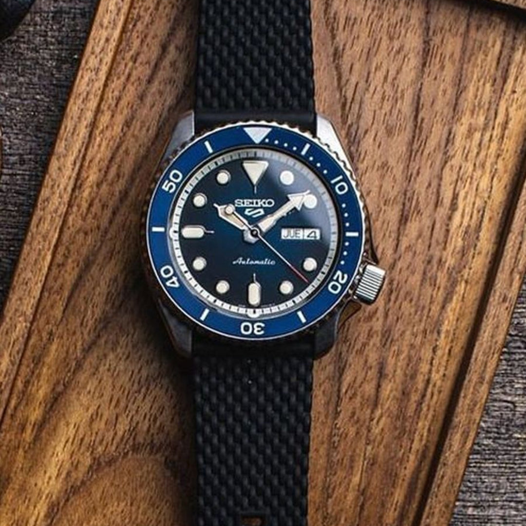 Seiko 5 Sports SRPD71K2 Suits Automatic Blue Dial Black Rubber Men's Watch