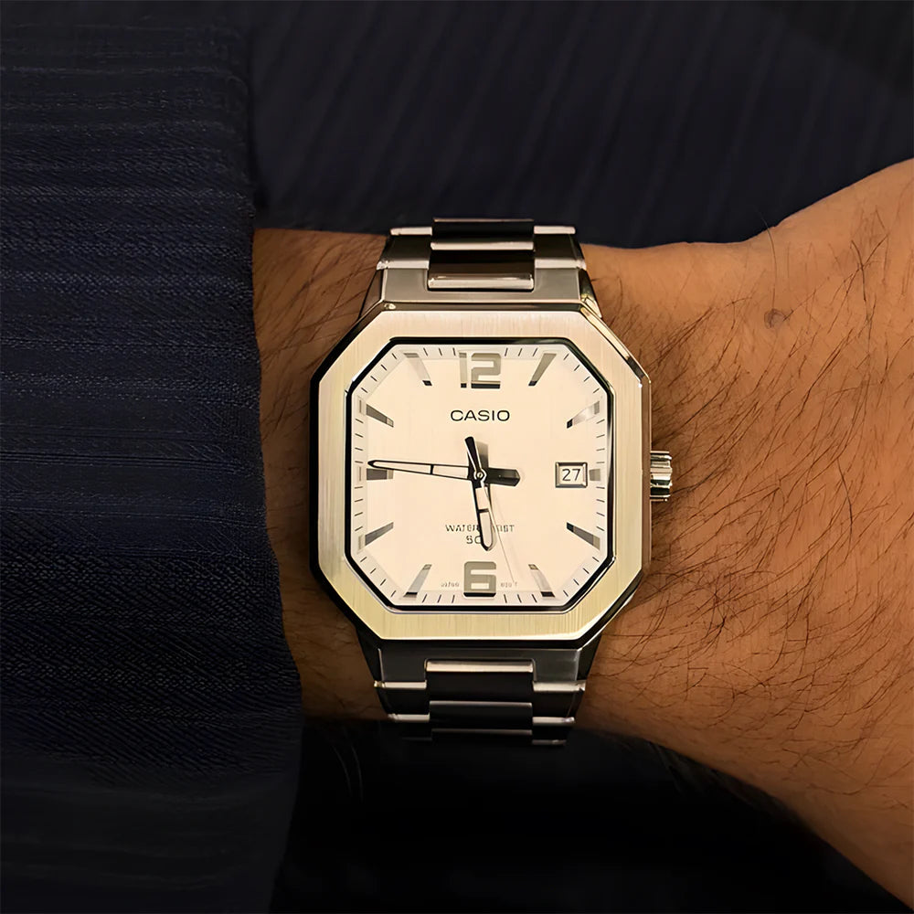 Casio Standard MTP-B195D-7AV Analogue Quartz White Dial Polished Steel Strap Men’s Watch