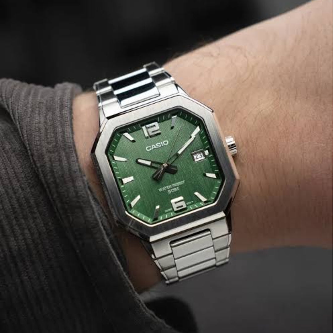 Casio Standard MTP-B195D-3AV Analogue Quartz Green Dial Polished Steel Strap Men’s Watch