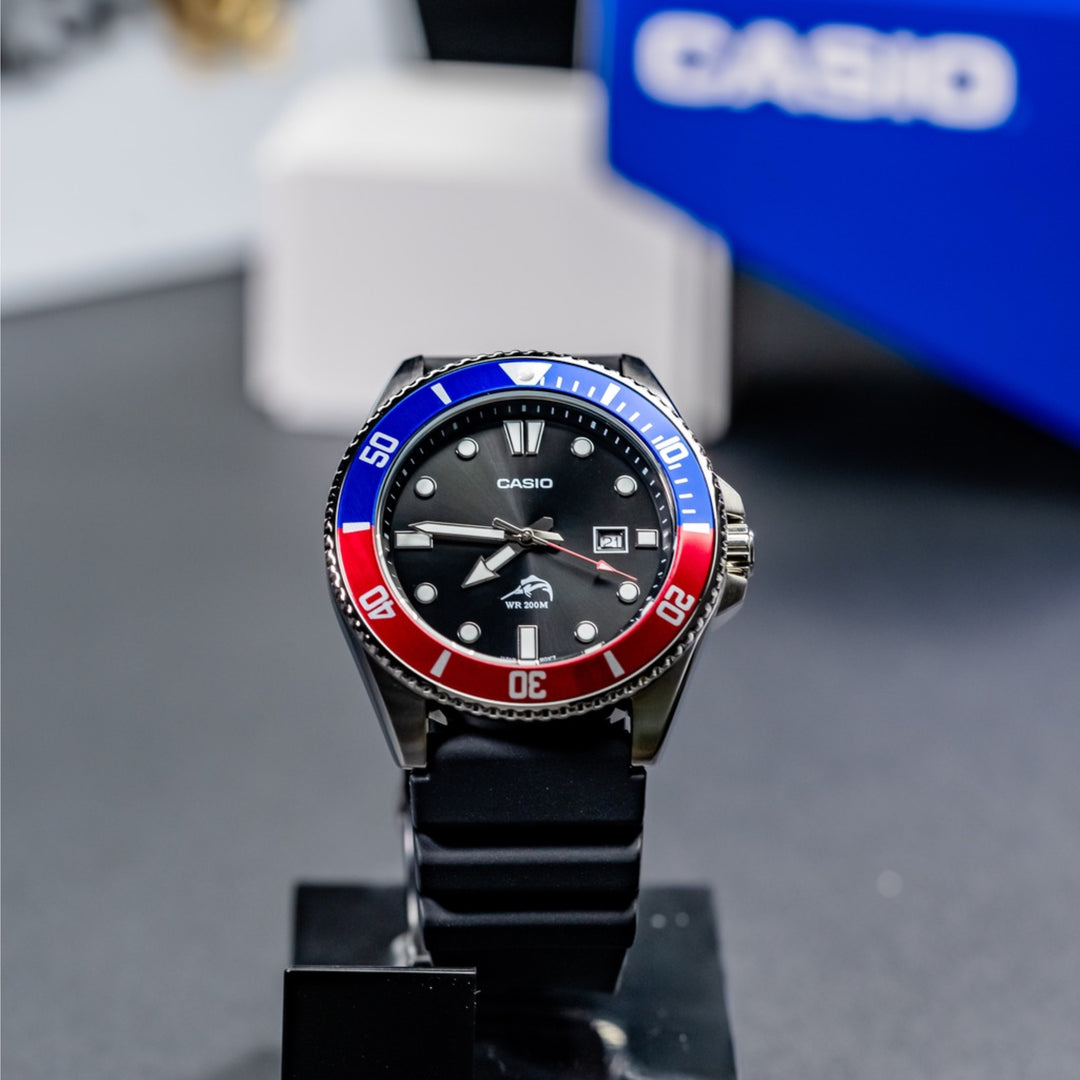 Casio Duro Marlin Diver MDV-106B-1A2 ‘Pepsi Bezel’ Rubber Strap Black Dial Men's Watch