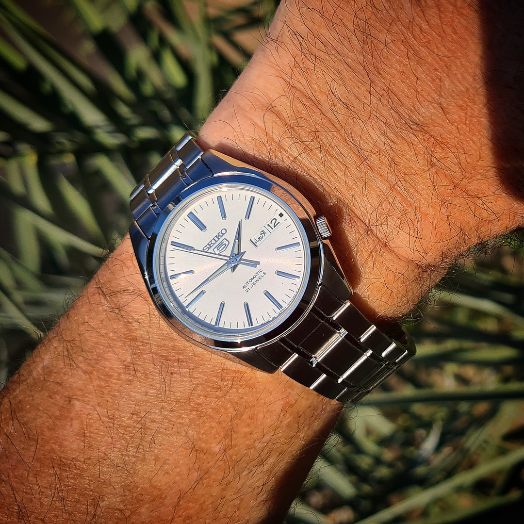 Seiko 5 SNKL41J1 (Poor Man’s Grand Seiko) Japan Made Automatic 21 Jewels White Dial Men's Watch