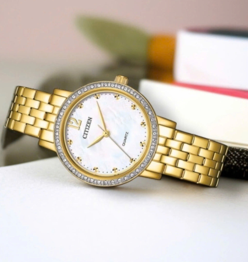 Citizen EL3102-50D White Dial Standard Elegant 31mm Gold Stainless Steel Women's Watch