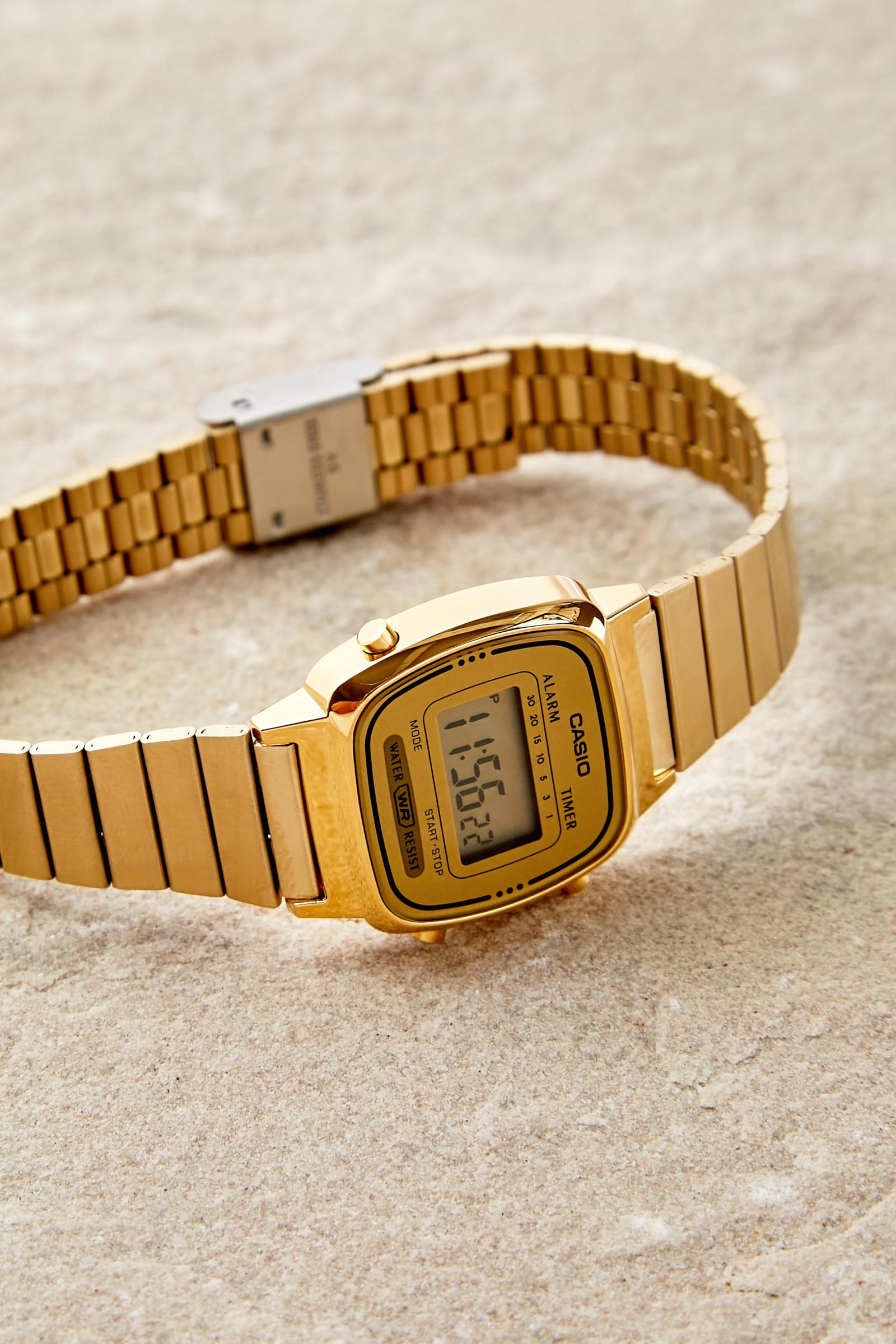 Casio retro hotsell gold womens watch