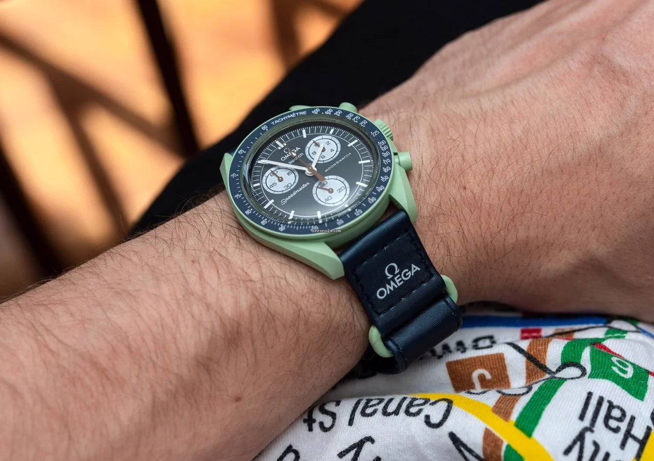Omega Swatch 'Speeedmaster' 'Mission on Earth' Mens Watch(AVAILABLE ONLINE)