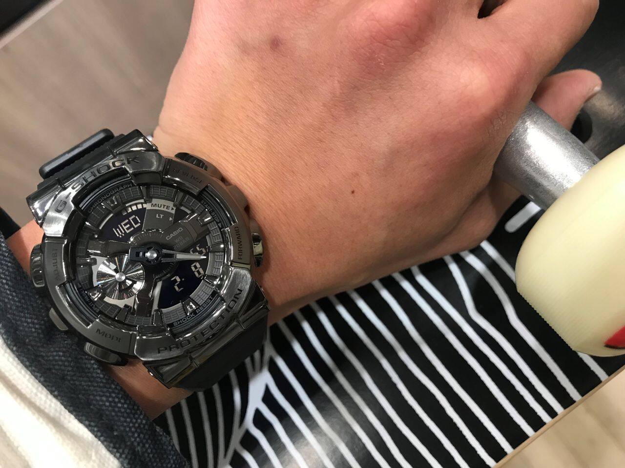 GM-2100BB-1AER Men\'s mzwatcheslk Watch Black G-Shock Series Metal – All Casio