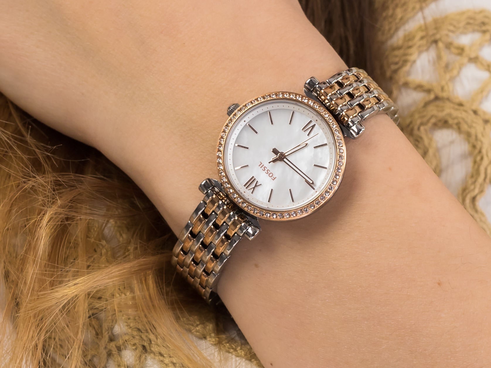Fossil ES4649 Carlie Mini Diamond Accents Quartz Women's Watch