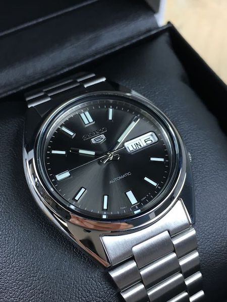 Seiko hotsell men's snxs79k