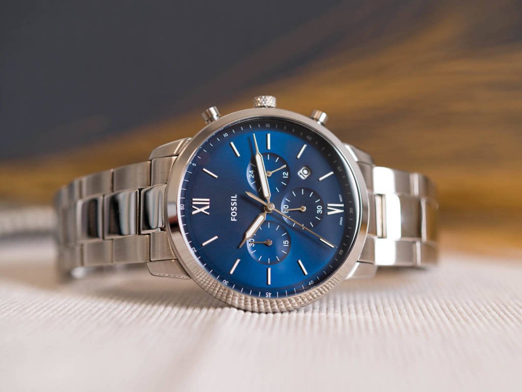 Fossil FS5792 Neutra Stainless Steel Chronograph Quartz Men's Watch –  mzwatcheslk
