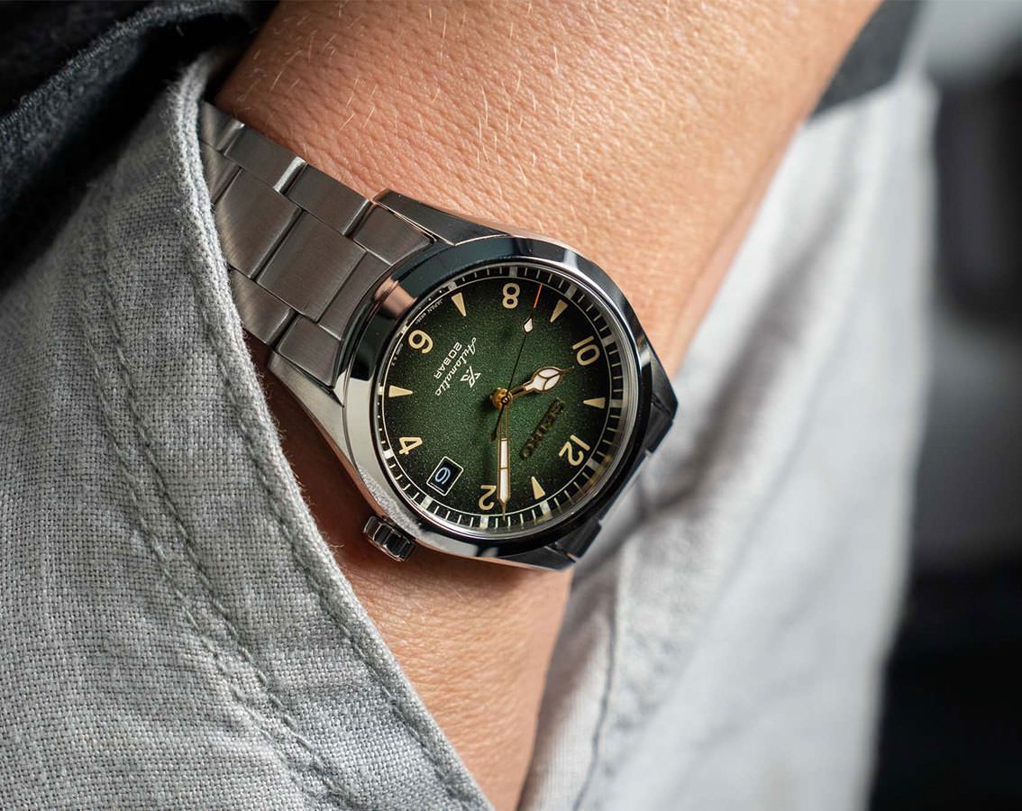 Seiko alpinist steel clearance bracelet