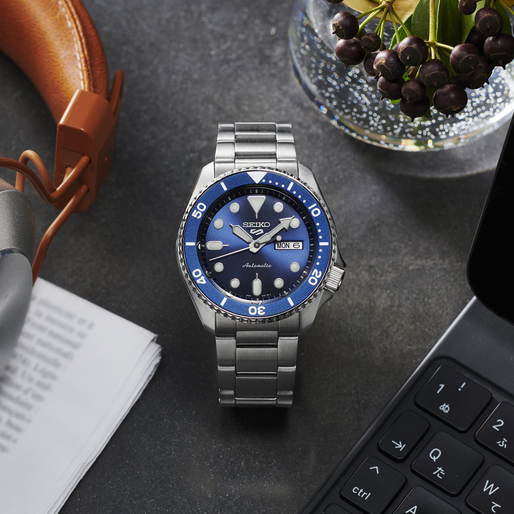 Seiko 5 automatic discount blue